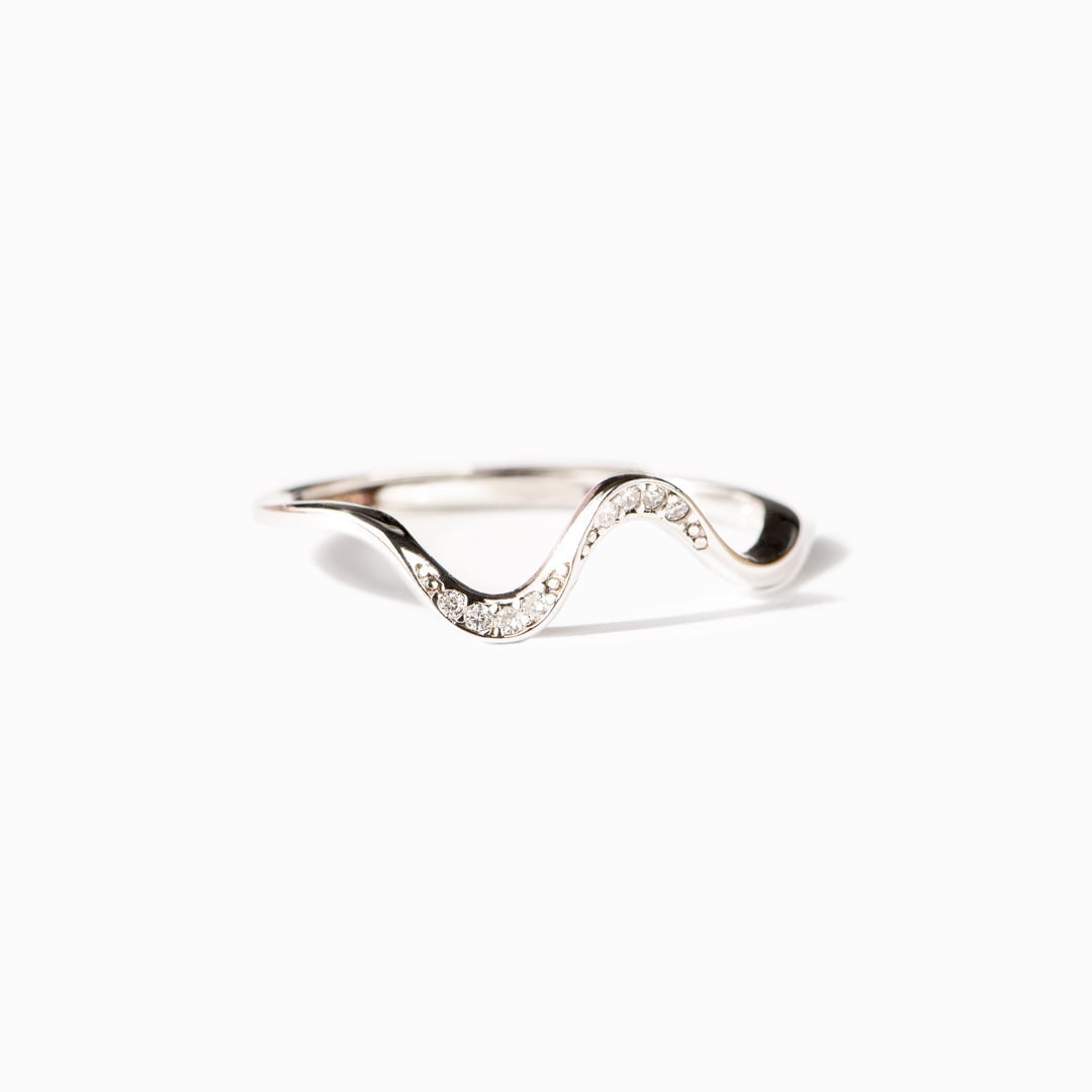 Adjust Your Sails Minimalist Wave Ring