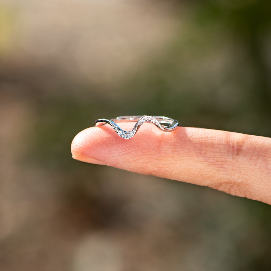 Adjust Your Sails Minimalist Wave Ring